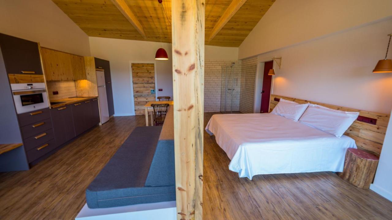 Eco-Apartaments Cal Rossa De Taus Екстер'єр фото