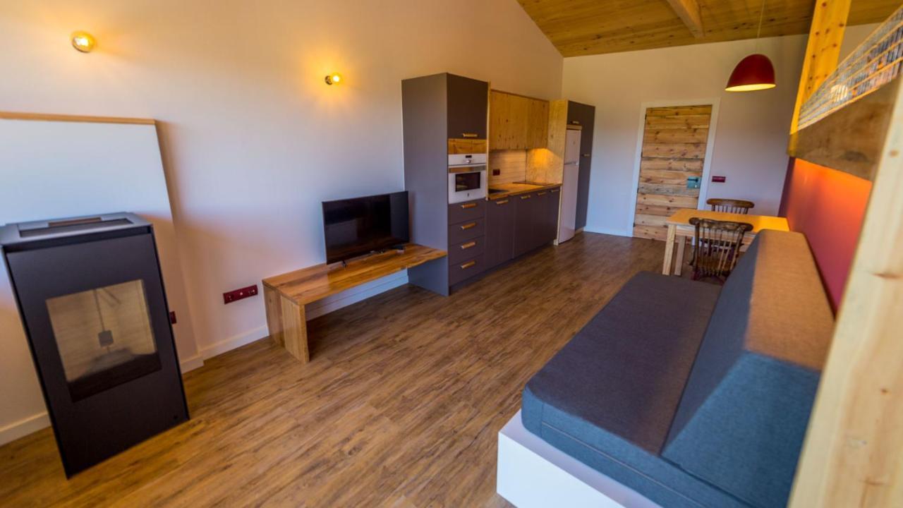 Eco-Apartaments Cal Rossa De Taus Екстер'єр фото