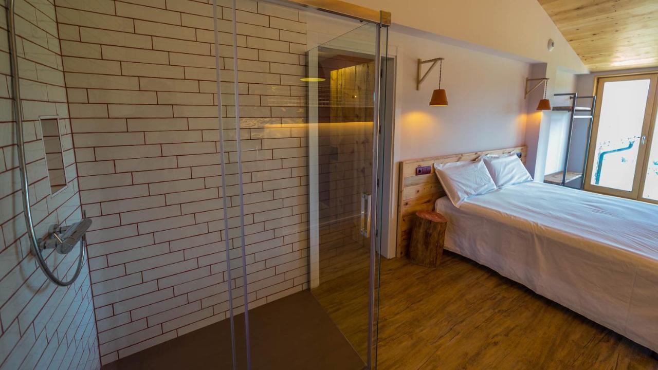 Eco-Apartaments Cal Rossa De Taus Екстер'єр фото