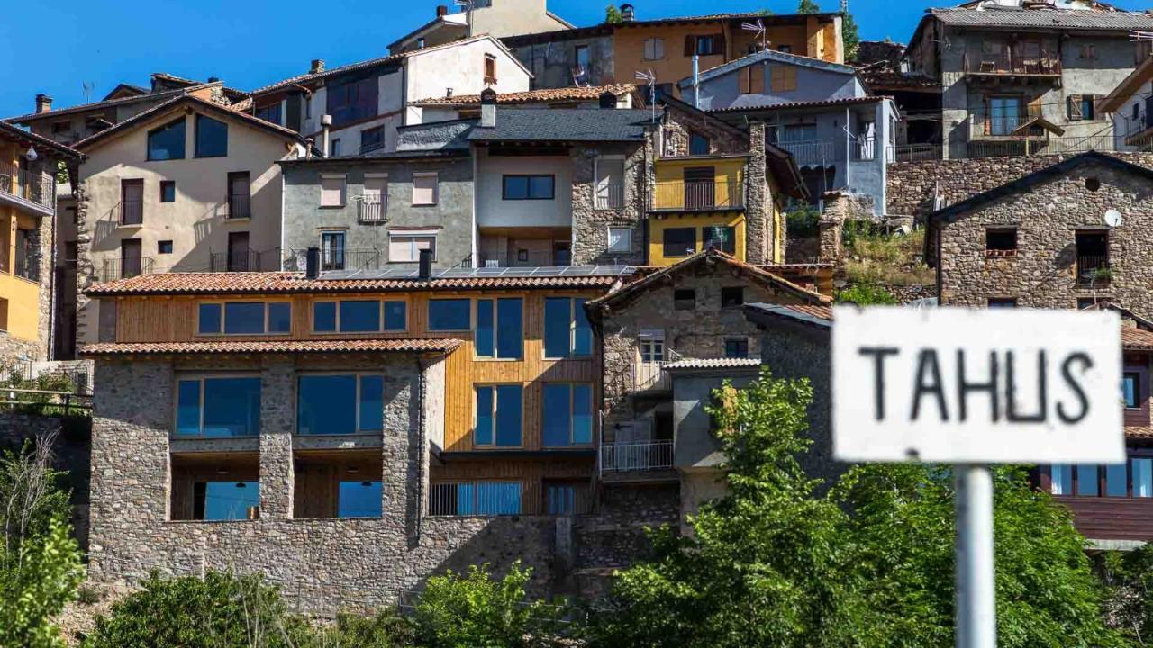 Eco-Apartaments Cal Rossa De Taus Екстер'єр фото