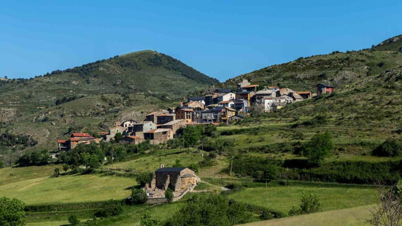 Eco-Apartaments Cal Rossa De Taus Екстер'єр фото