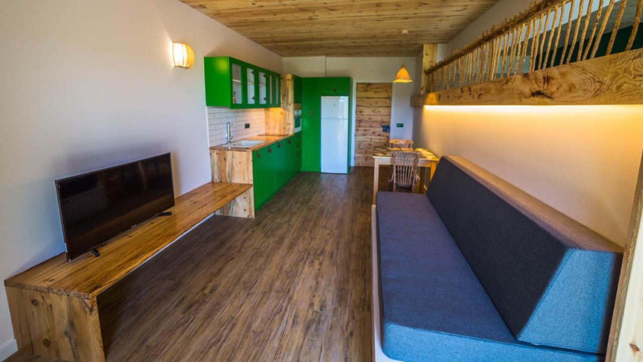 Eco-Apartaments Cal Rossa De Taus Екстер'єр фото
