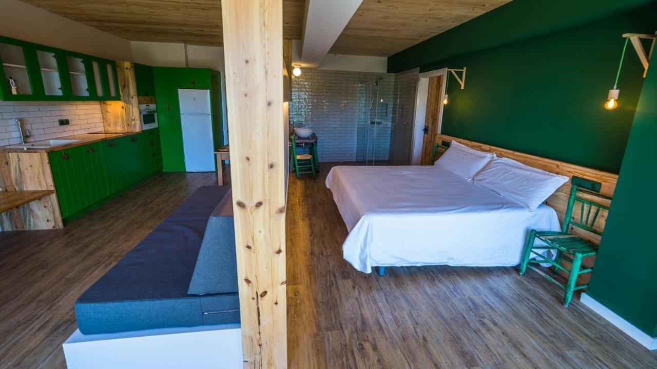 Eco-Apartaments Cal Rossa De Taus Екстер'єр фото